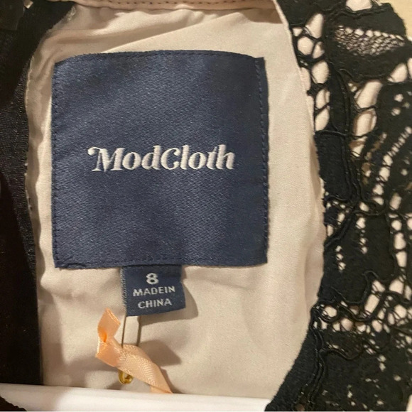 NWT ModCloth A Night Like This Black White Lace Halter Formal Maxi Dress Size 8 - Picture 8 of 15